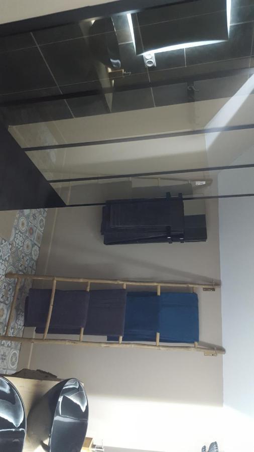Appartement Spacieux Et Atypique 세단 외부 사진